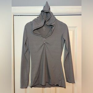 Prana Perry stripe hooded pullover longsleeve. Size XS.